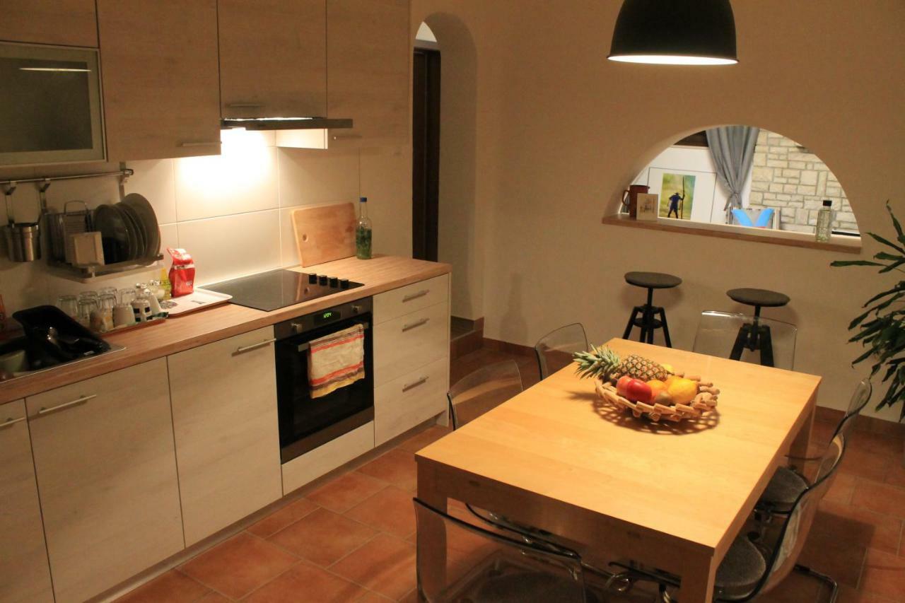 Apartments Dina Póla Kültér fotó