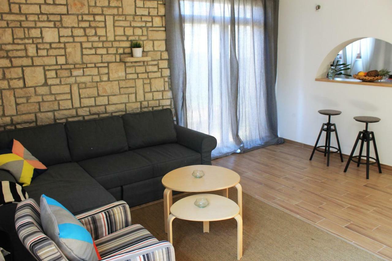 Apartments Dina Póla Kültér fotó